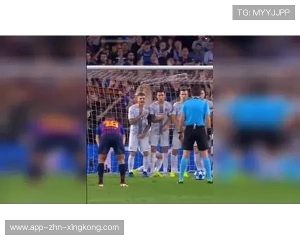 佛罗伦萨瞄准法甲纵深推进大脑——足球的智慧与激情 佛罗伦萨瞄准法甲纵深推进大脑——足球的智慧与激情