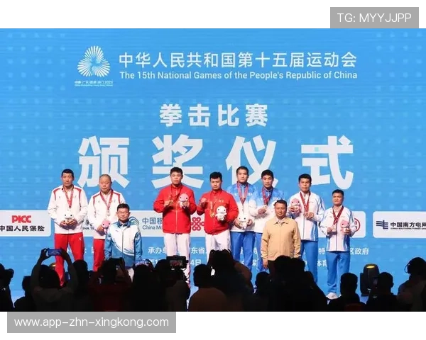 拳击中量级回合中选手以步伐优势主导节奏