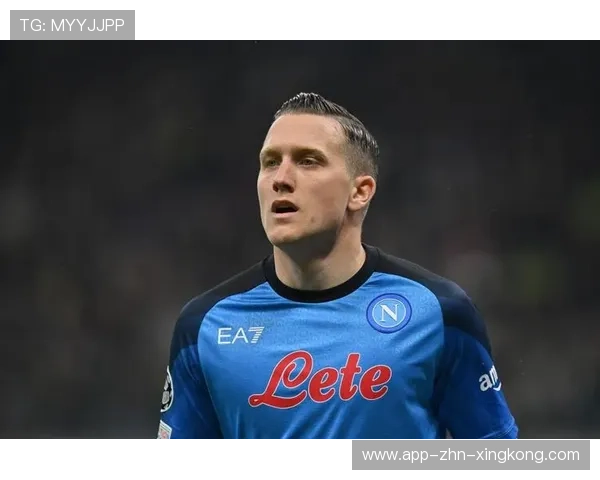 那不勒斯泽林斯基停球抽射命中助力球队领先